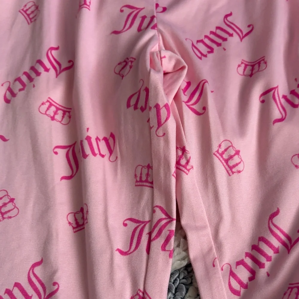 Juicy Couture Pink Crown Print Kids Pajama Set